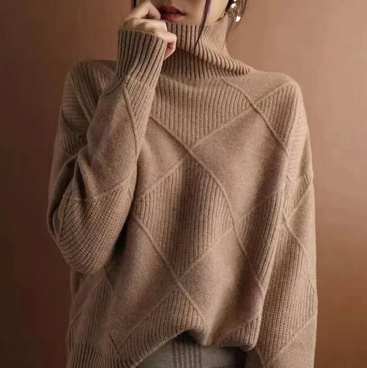 Denise – Casual Solid Colored Sweater