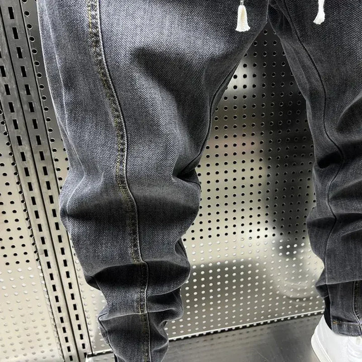 Laurent – Denim style and Jogging comfort