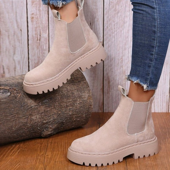 Women's Chelsea Ankle Boots with Lug Sole - Gemma - Beige
