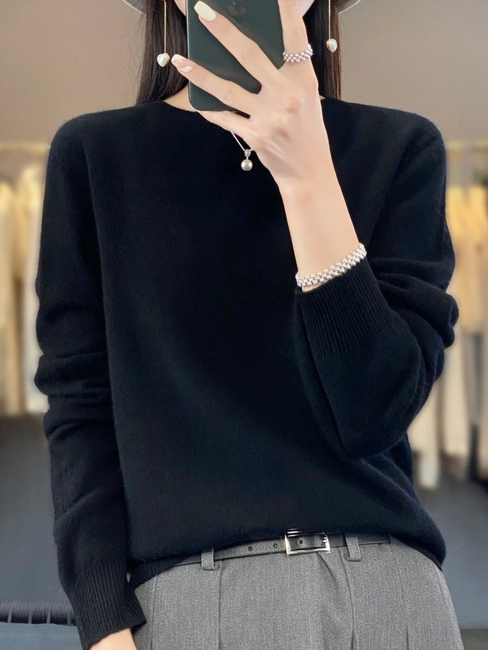 Women's Classic Crew Neck Sweater with Long Sleeves - Ida - Black