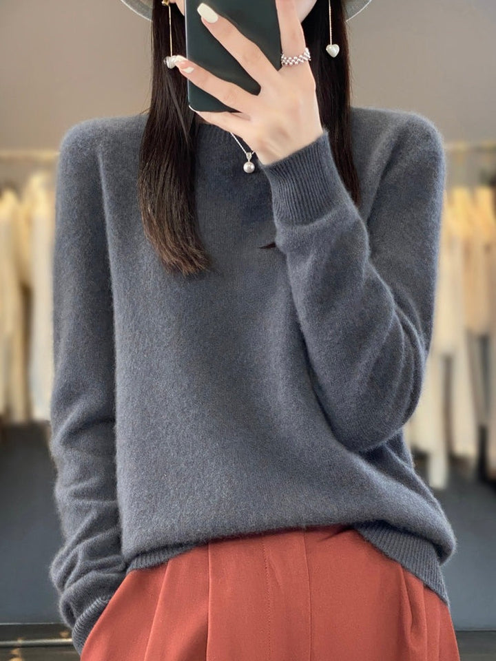 Women's Classic Crew Neck Sweater with Long Sleeves - Ida - Charcoal