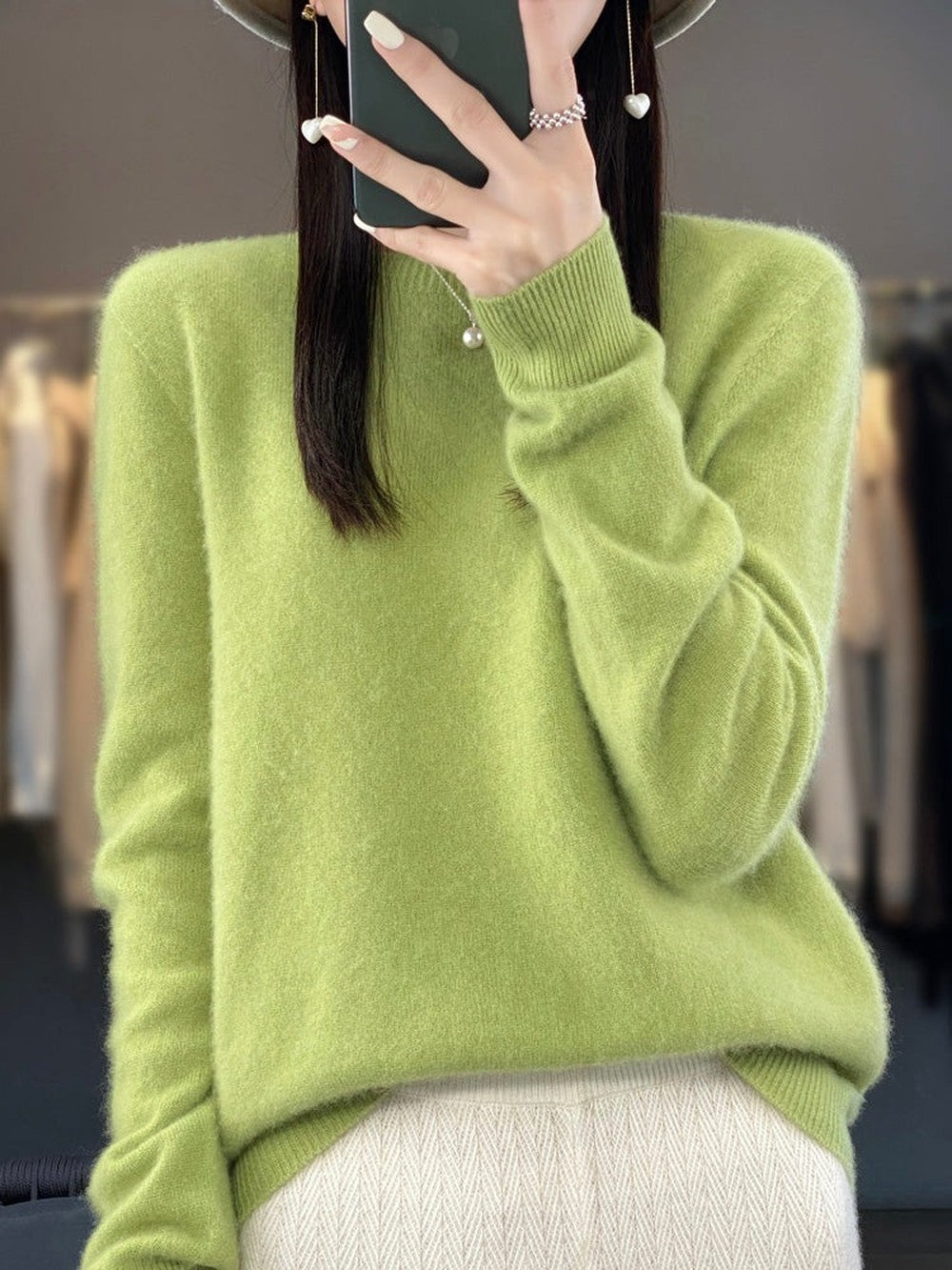 Women's Classic Crew Neck Sweater with Long Sleeves - Ida - Lime