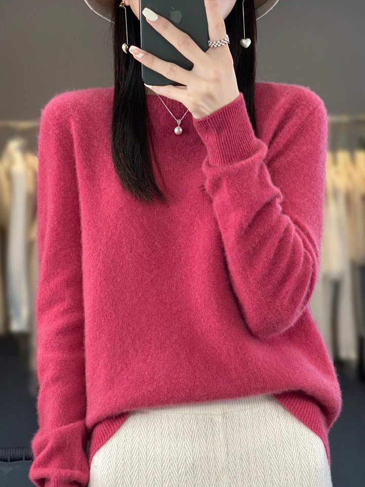Women's Classic Crew Neck Sweater with Long Sleeves - Ida - Raspberry