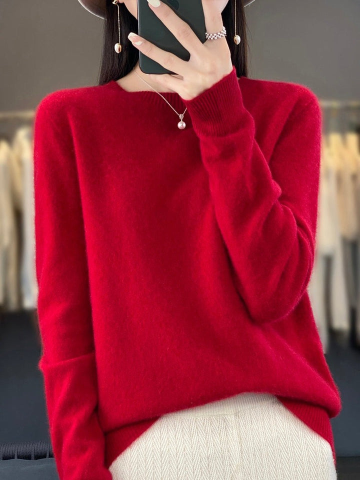 Women's Classic Crew Neck Sweater with Long Sleeves - Ida - Red