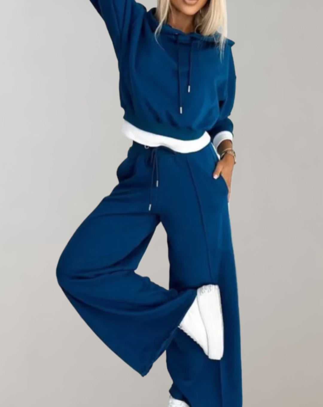 Women's Cropped Hoodie Set with Wide Leg Sweatpants - Juno - Blue