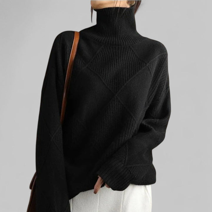 Women's Loose Turtleneck Sweater with Diamond Pattern - Aurora - Black