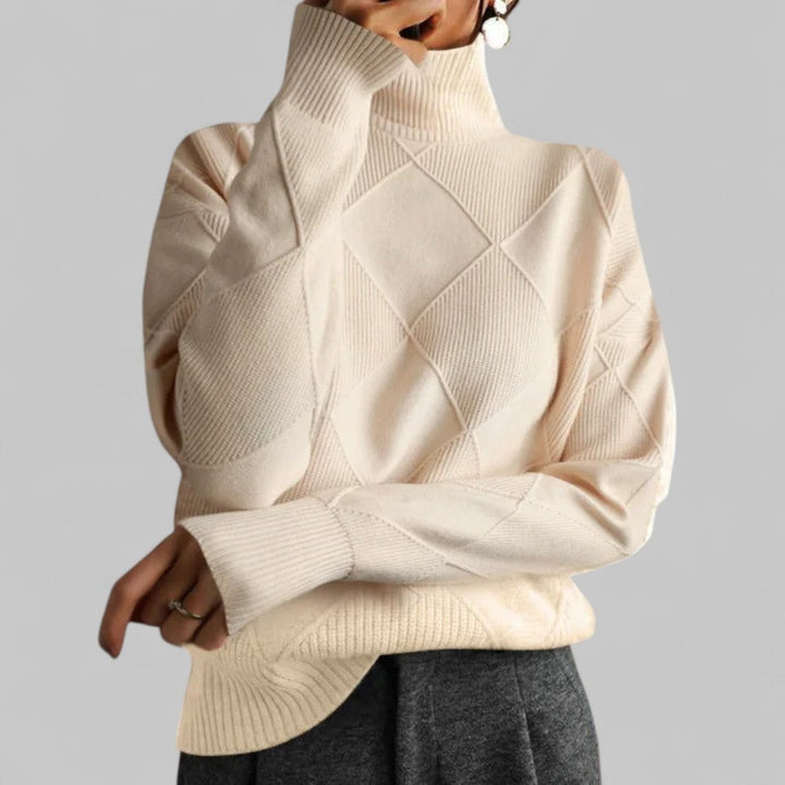 Women's Loose Turtleneck Sweater with Diamond Pattern - Aurora - Cream