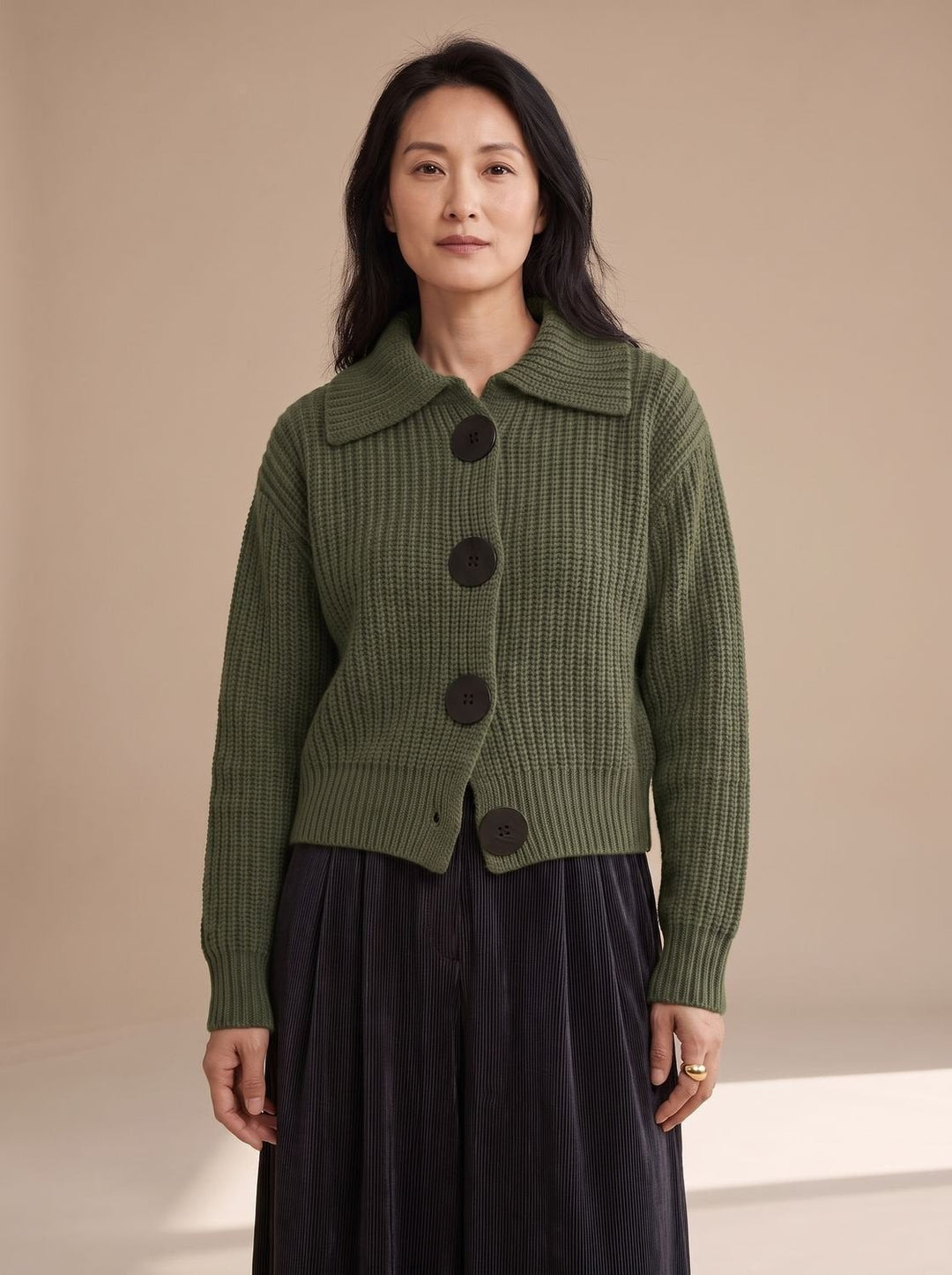 Women's Ribbed Cardigan Sweater with Collar - Cora - Olive