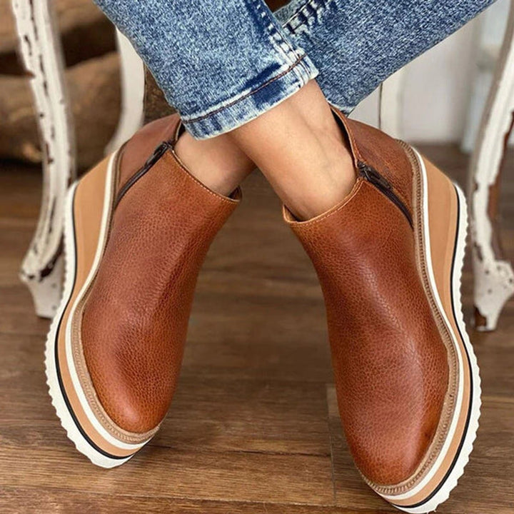 Women's Wedge Ankle Boots with Side Zip - Thea - Cognac